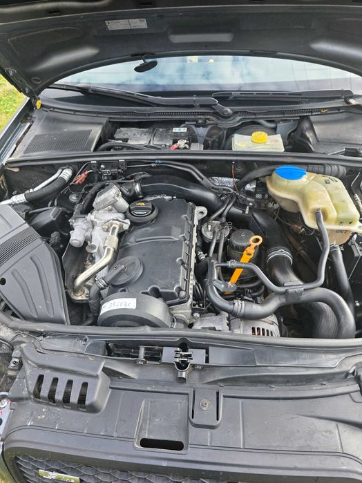 Audi a 4 b7  mai multe det la tel