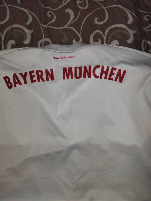 Оригинална тениска на Байерн Мюнхен