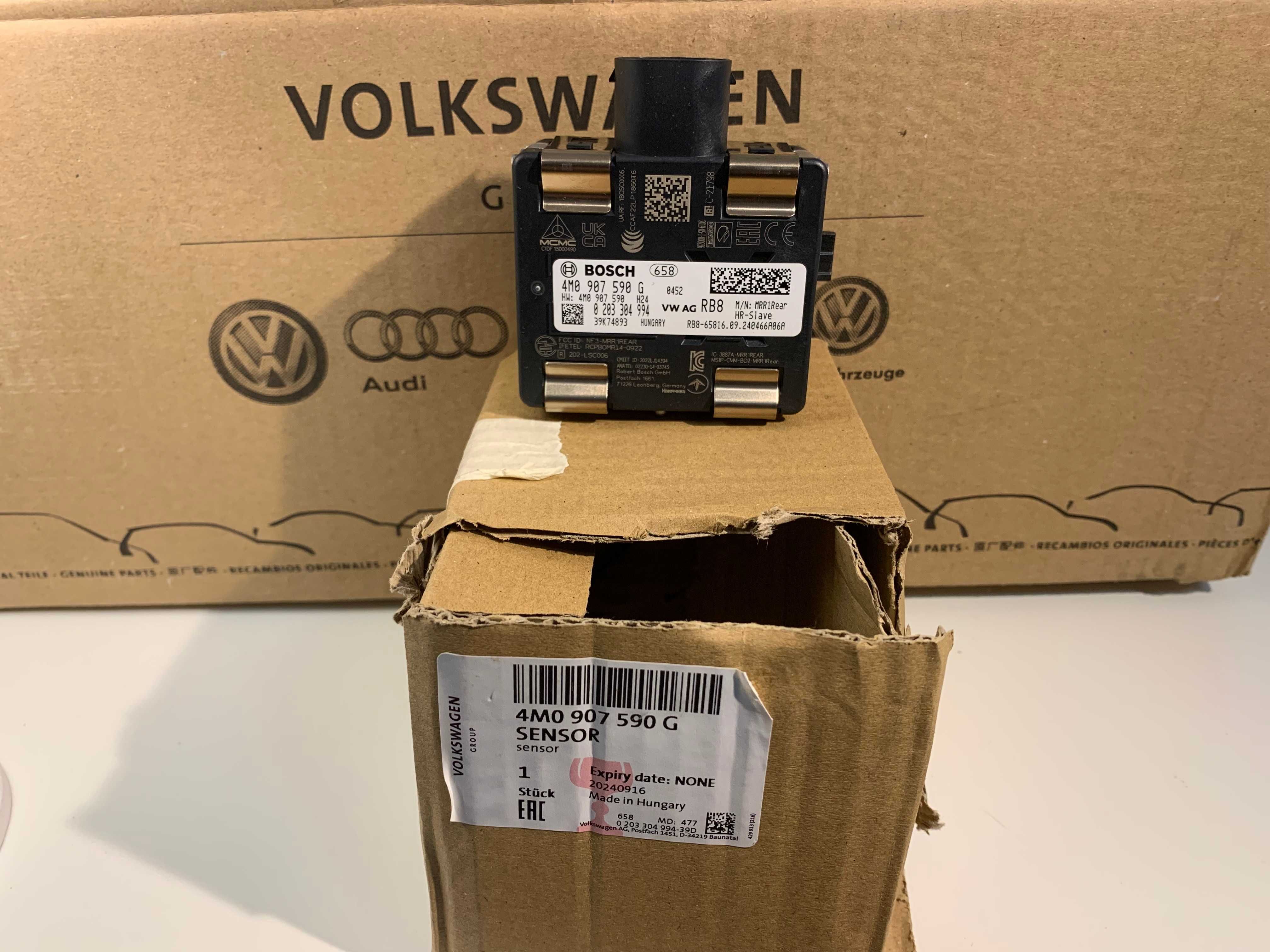 Senzor Distronic Radar ACC Audi A4 A5 Q7 , 4M0907590G piesa noua