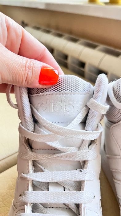 Оригинални кожени кецове Adidas