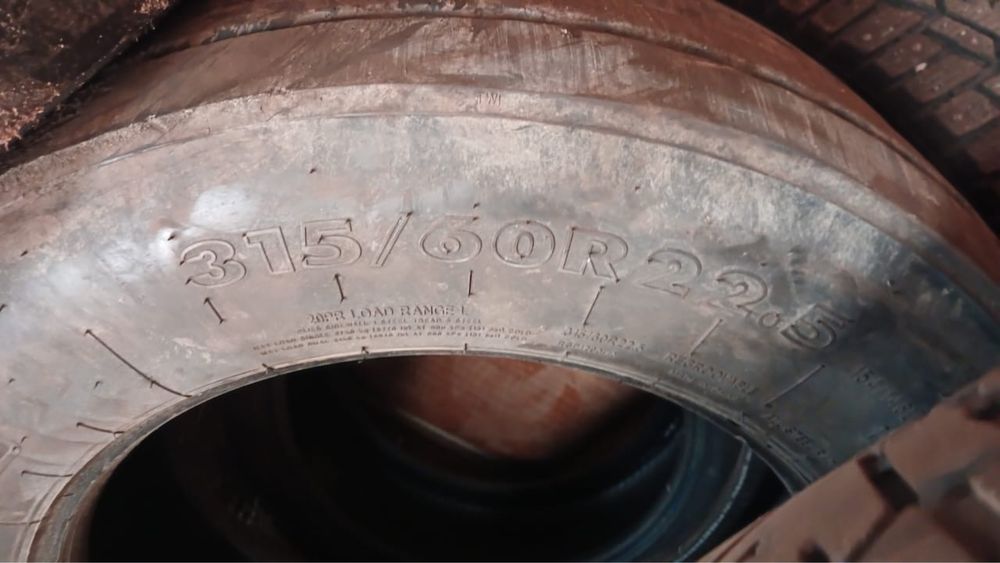 Продам шины для фуры