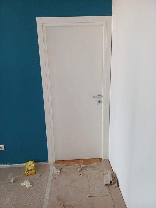 Montator Uși de interior Laminat Spc