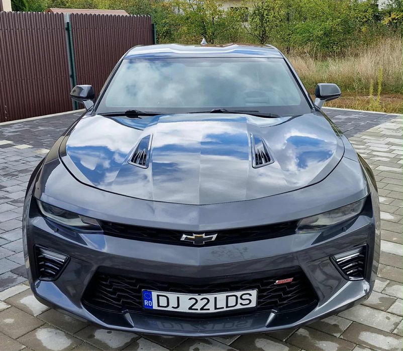 Chevrolet camaro SS 6.2i 77 de mii de km stare impecabila trage grav