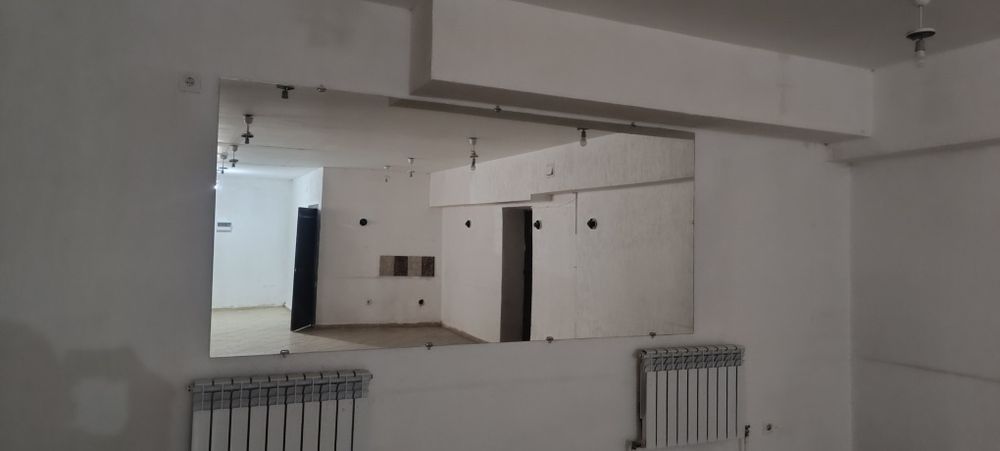 Продам большое зеркало