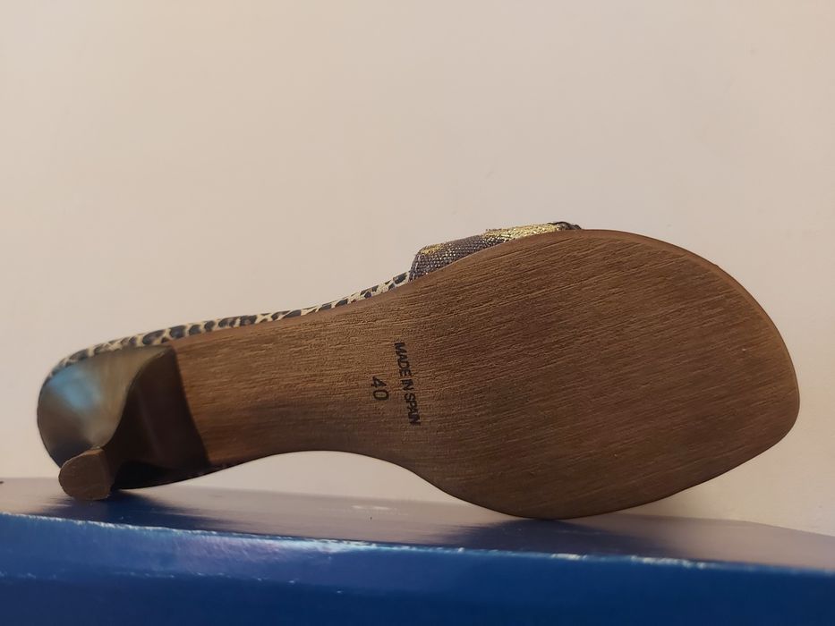 Нови дамски чехли NEREIDA- 40 размер