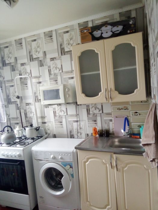 Сдается по суточно 1 ком кв.