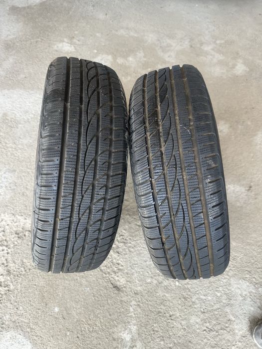 Срочно! Продаю 2 новые зимние шины R15