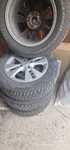 Зимни гуми с джанти 185/65 R15 за нисан нот