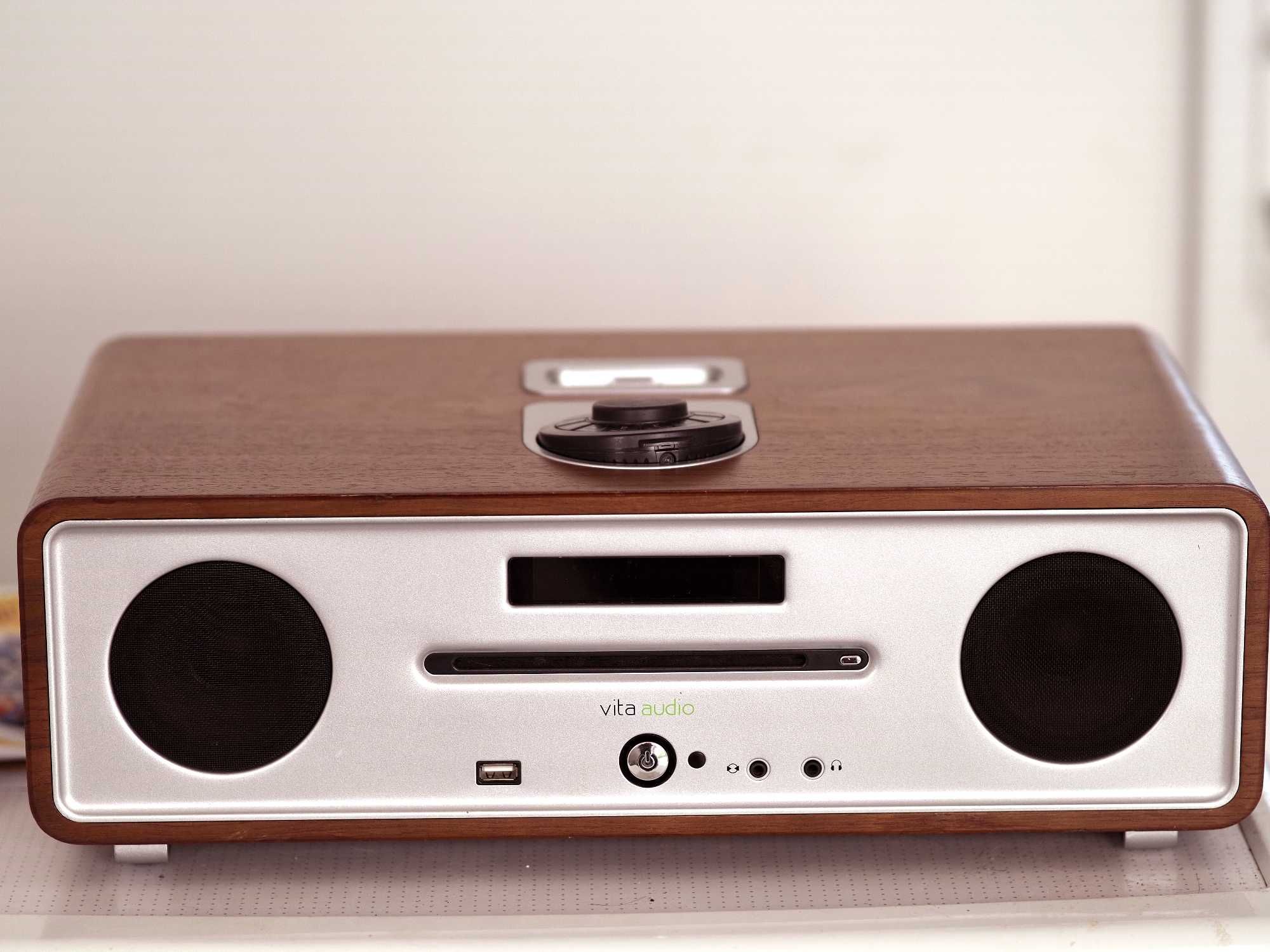 Vita Audio Ruark R4i sistem audio combina muzicala