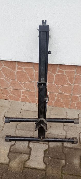 Suport pentru reparat biciclete