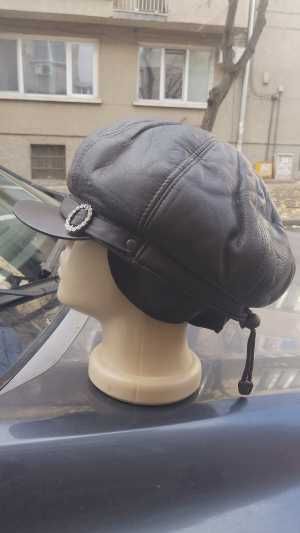 Кафяв дамски каскет Естествена кожа