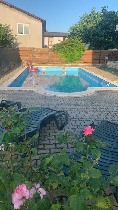 Vand apartament cu o camera de vacanta oin Costinesti