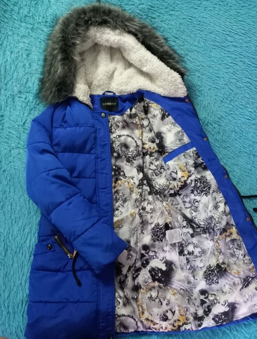 Продам куртку 5000