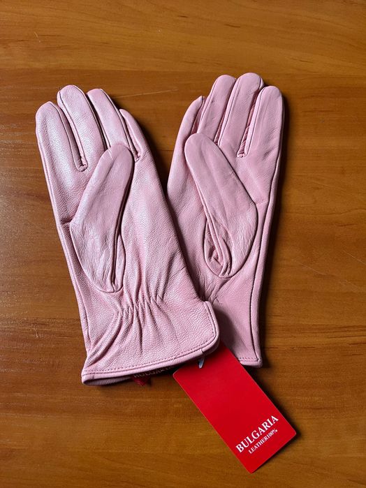Дамски кожени ръкавици