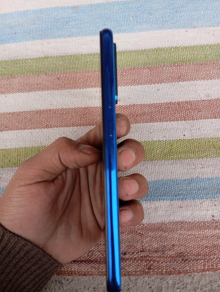 Redmi note 8 4/64