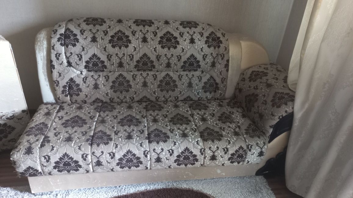 Диван в гостиную
