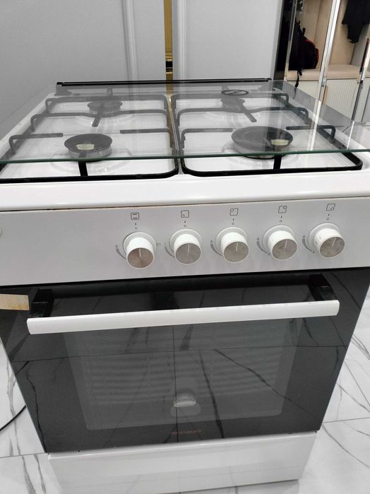 Газовая плита в отличном состоянии