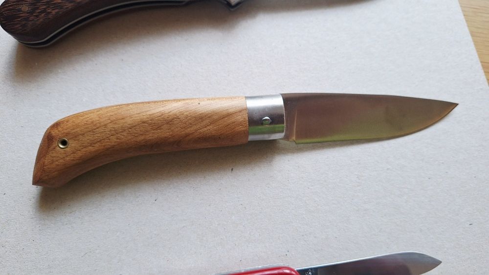 Сгъваеми джобни ножове