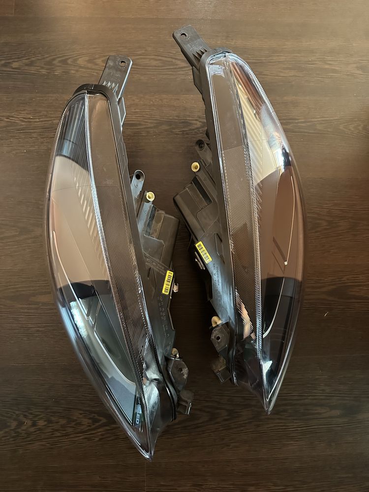 Far stanga/dreapta full led Ford fiesta (2021-2024)