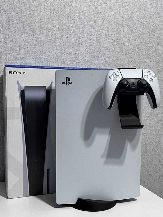 Игровая приставка Sony PlayStation 5 с дисководом + FC24