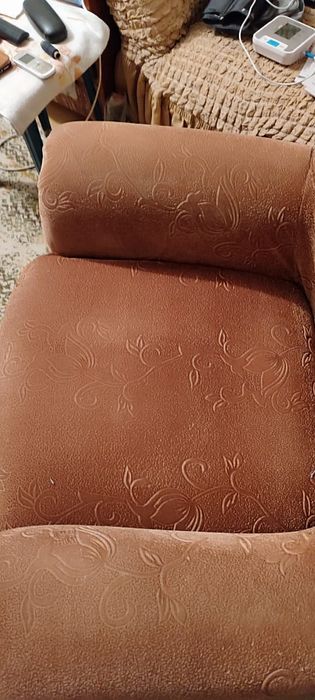 Продам два кресла