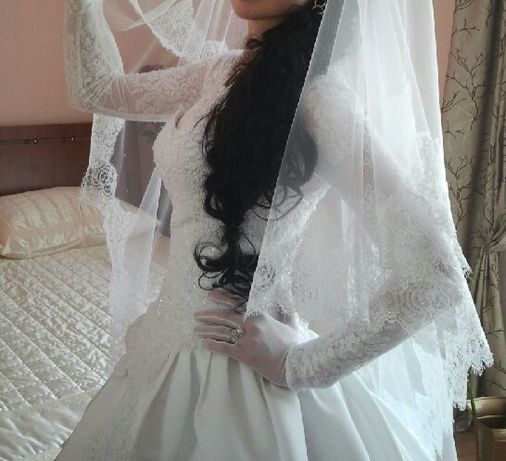 Свадебное платье со шлейфом JUSTIN ALEXANDER