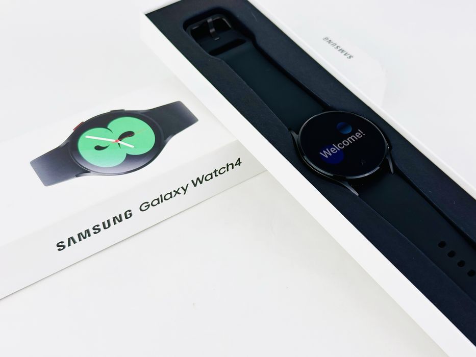 Samsung Galaxy Watch 4 40mm Black Перфектен! Гаранция!