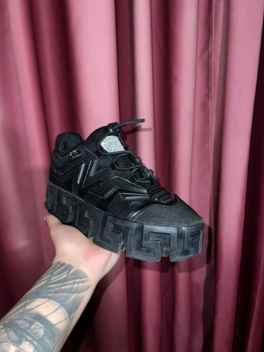 Adidasi versace bărbați  negociabil