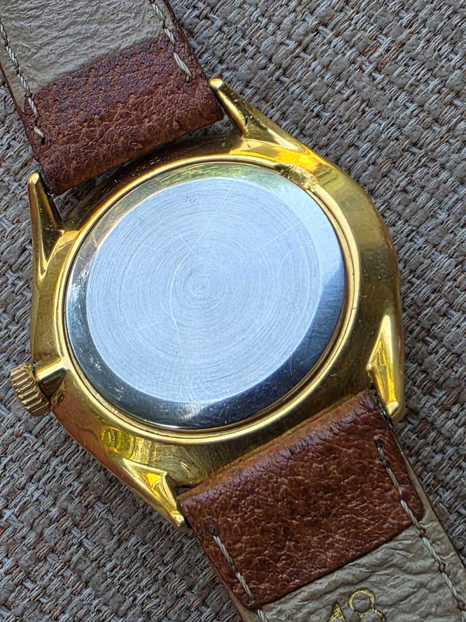 Ceas mecanic Sekonda cu mecanism rar - Raketa 2209
