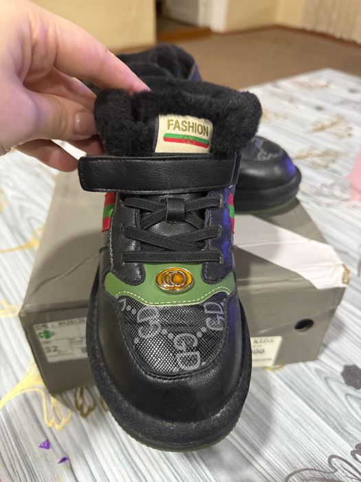 Ботинки кожаные размер 34-35 нам мальчика