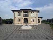 Vand casa in Lazuri