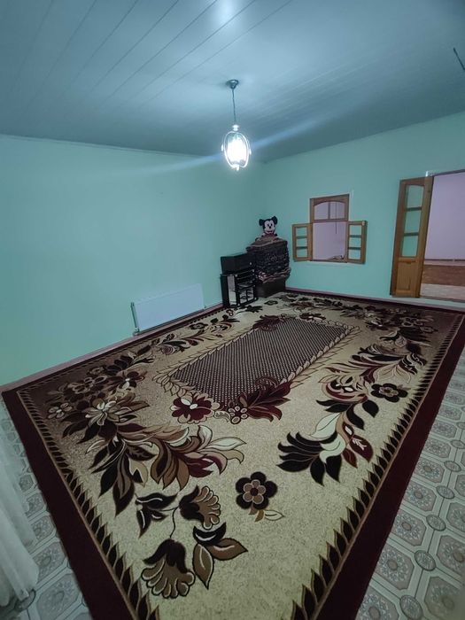 Участок Бектемир район 6.4 сотих 6 комнат хорошим ремонтом