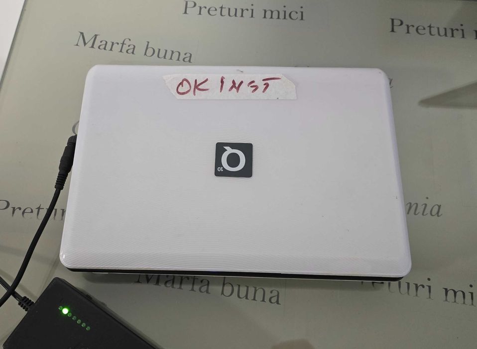 Laptop mini - Q10 Air 10.1 inch functional,instalat complet