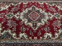 Продаются ковры красивые сочные размер  цена 950000