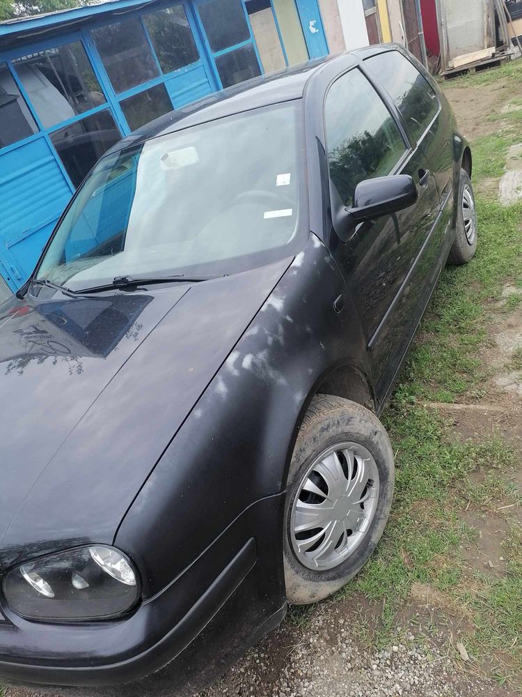 Golf 4  на части