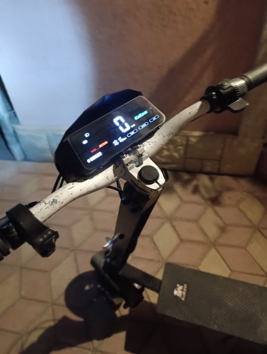 Kukirin g4 2025 sau schimb cu logan