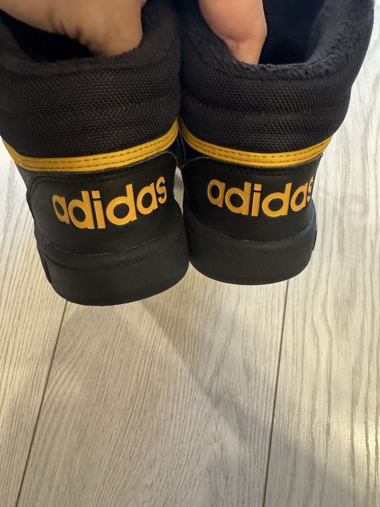 Детски кецове Adidas