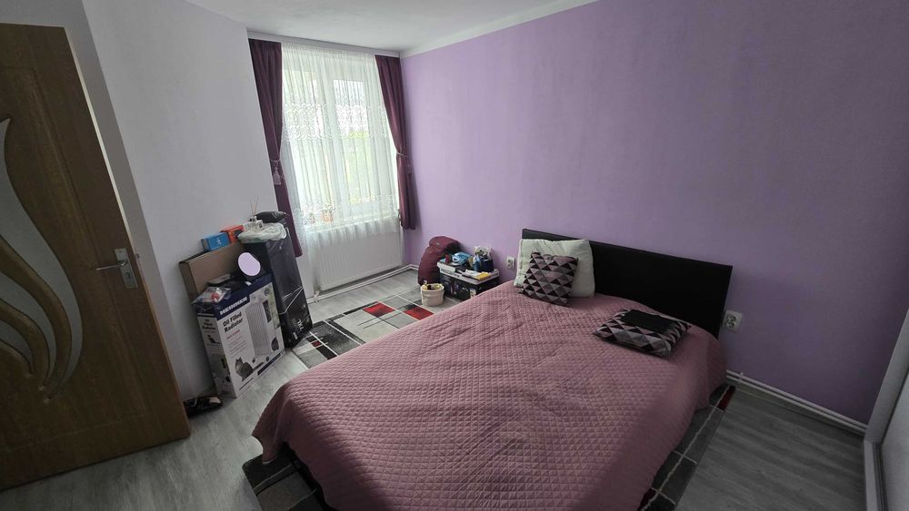 De vanzare Apartament 2 camere decomandat, utilat si mobilat complet