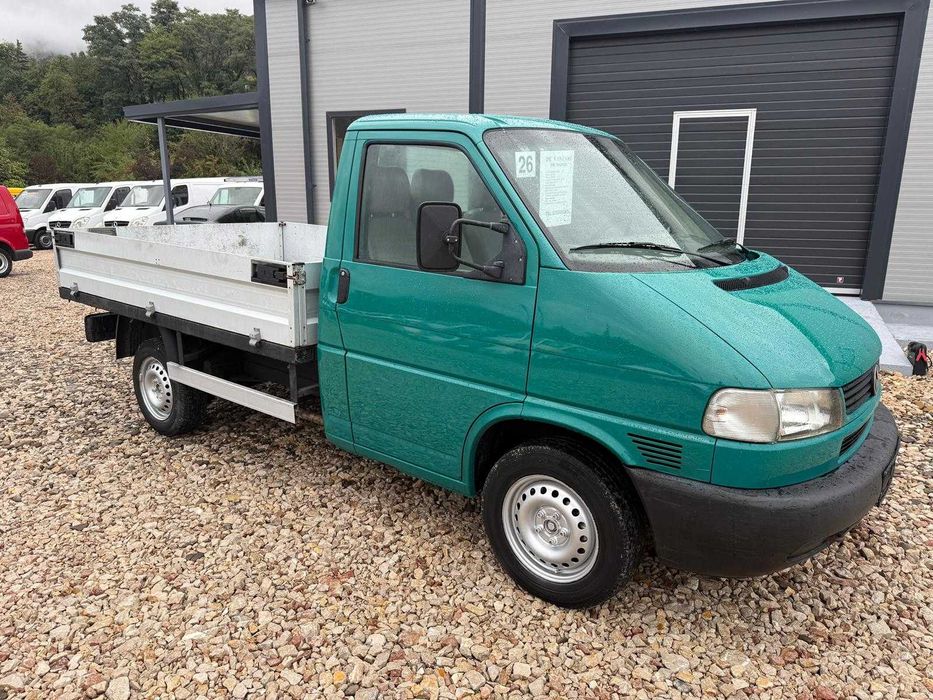 Vw transporter caravelle lada AL 2003