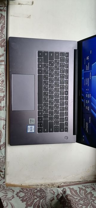 Huawei matebook d15