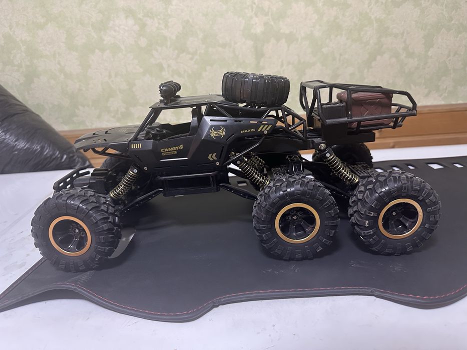 Радиоуправляемый внедорожник 6×6 CANGY4 TEAM (б/у)