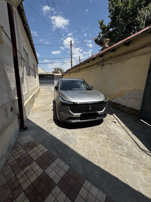 Bestune T55 Sotiladi