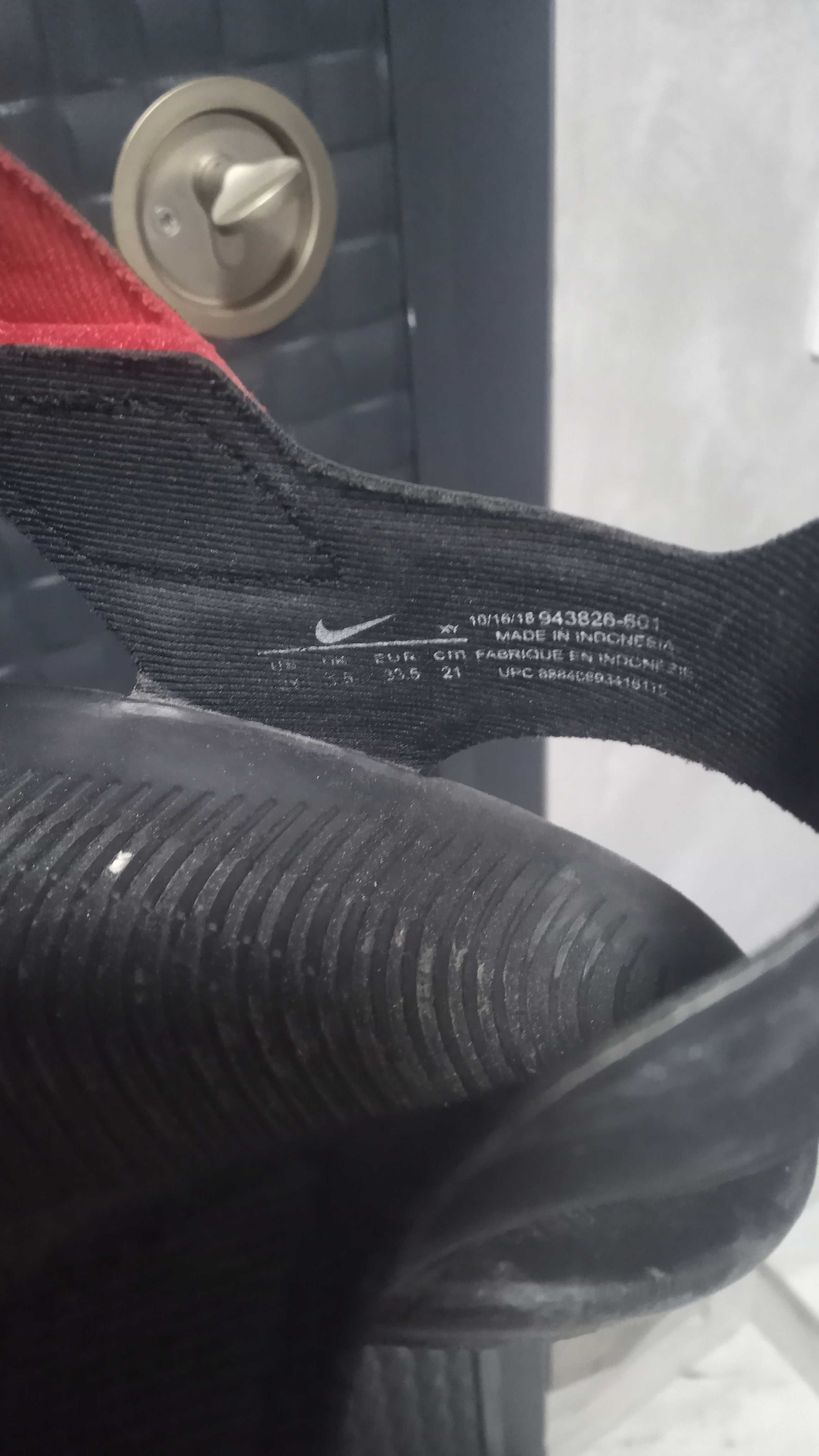 Сандали найк NIKE детски втора употреба много запазени.