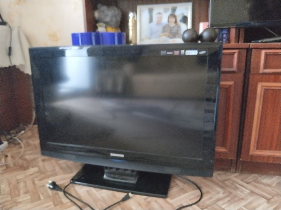 Продам телевизор Самсунг в хорошем состоянии.