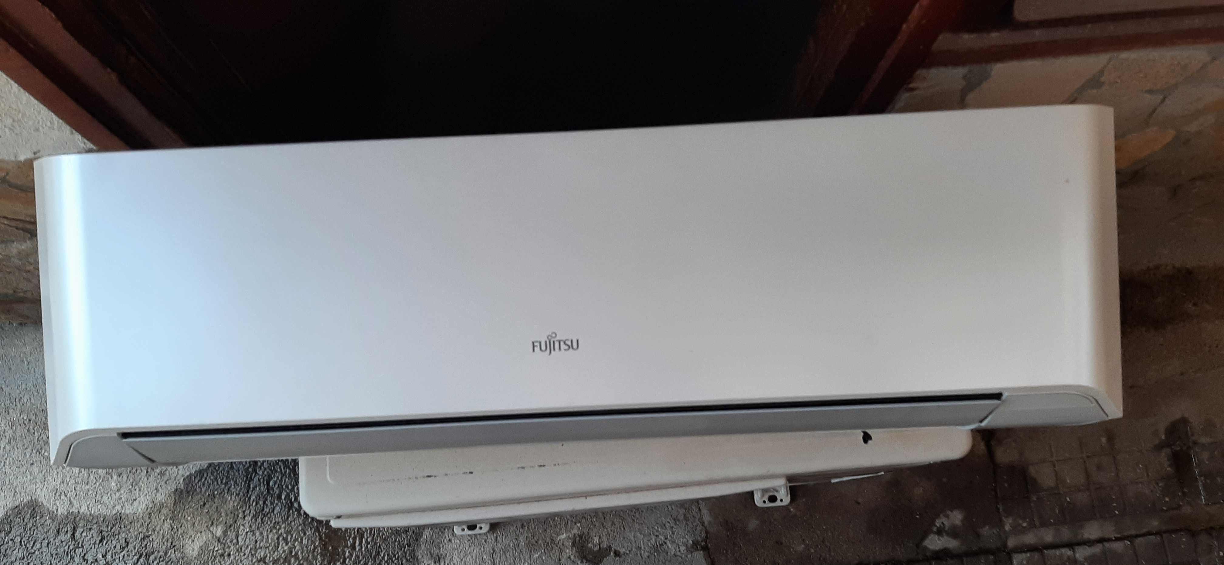 Климатик Fujitsu