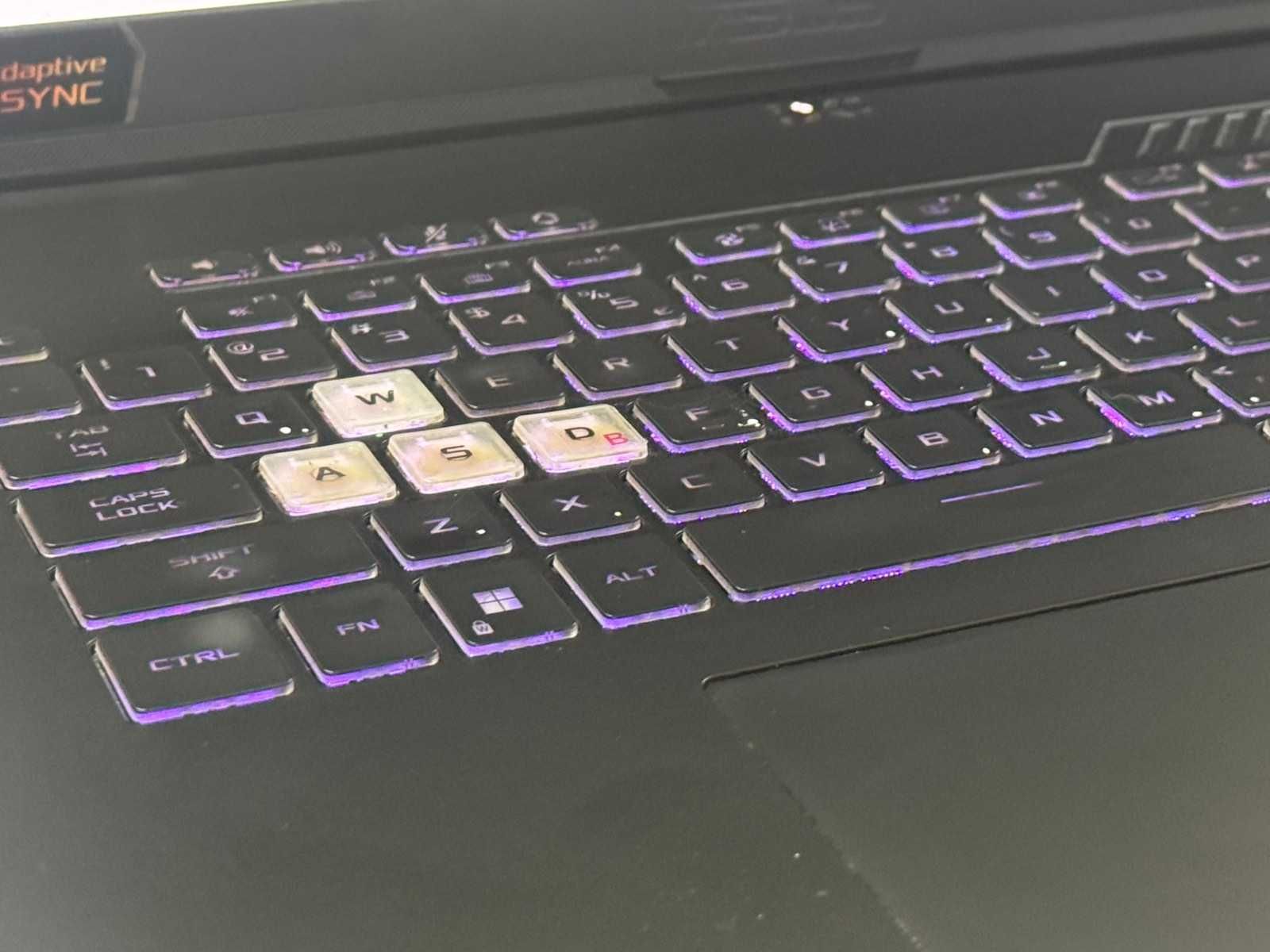ASUS TUF Gaming F17 /Intel i7-12700H 2.30GHz/16GB RAM/RTX 3050