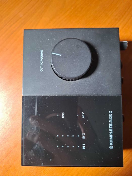 Native Instruments Komplete Audio 2 - Interfață Audio