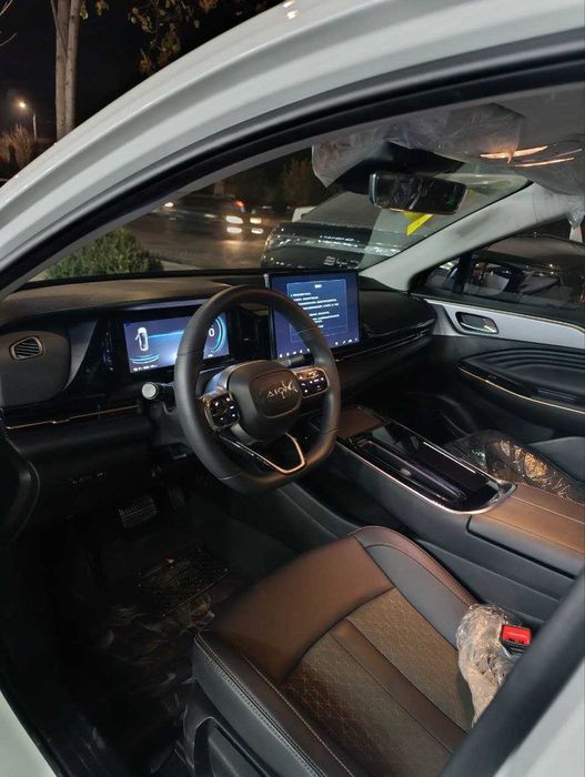 GAC AION S PLUS  Restyling EV 505км 2025г! Черный/ Белый! Без пробега!