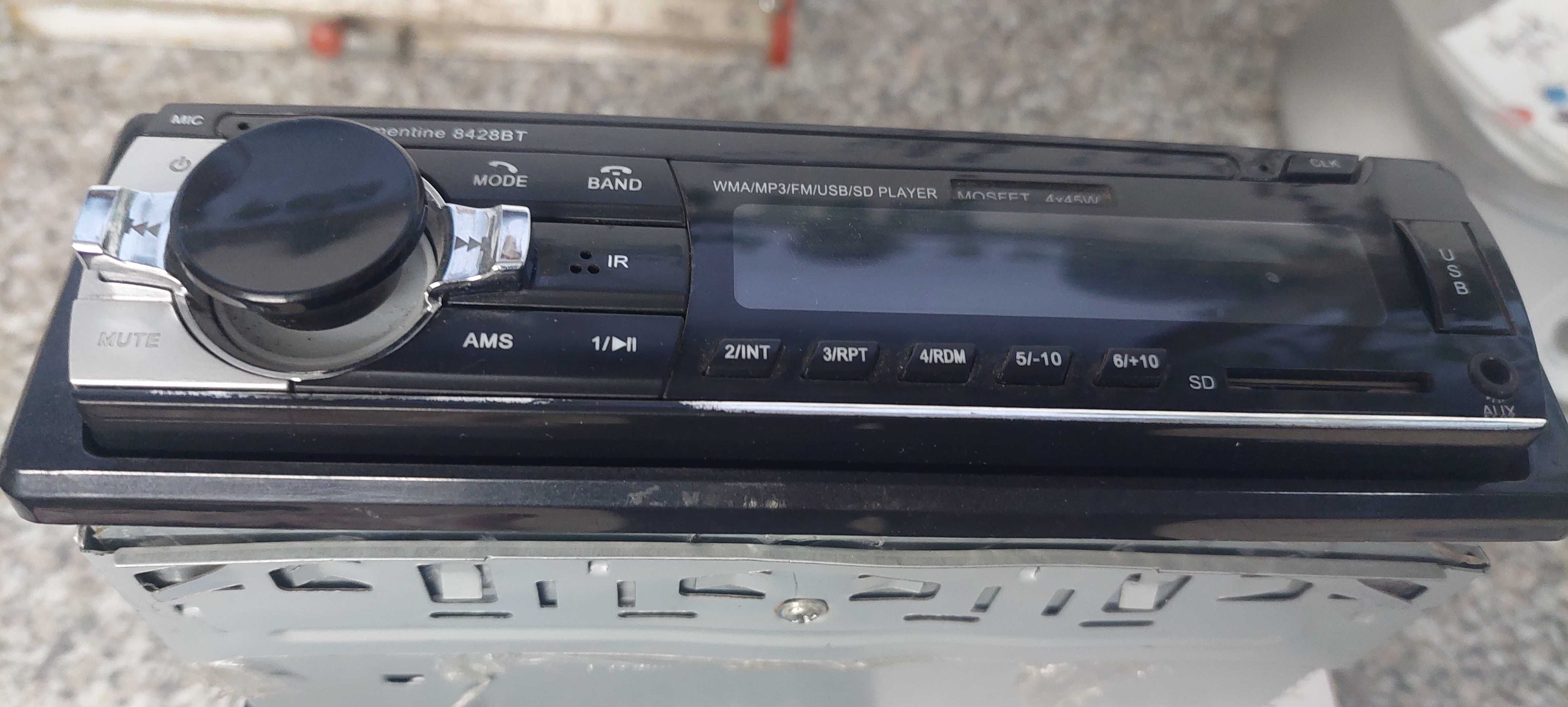 Radio MP3 player auto cu Bluetooth PNI Clementine