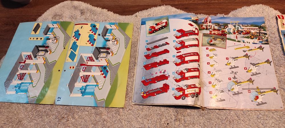 Carte cu seturi de constructi lego vintage